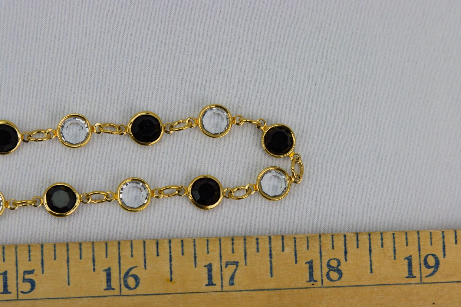 Austrian Crystal USA Open Bezel Link Necklace, Gold Tone, 34gr