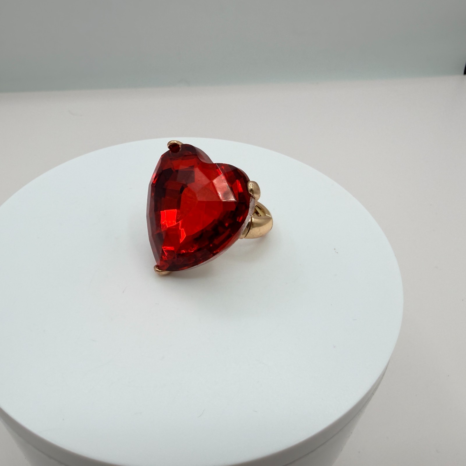 Vintage Gold Tone Red Crystal Heart Jewelry Set Ring Bracelet Post Stud Earrings