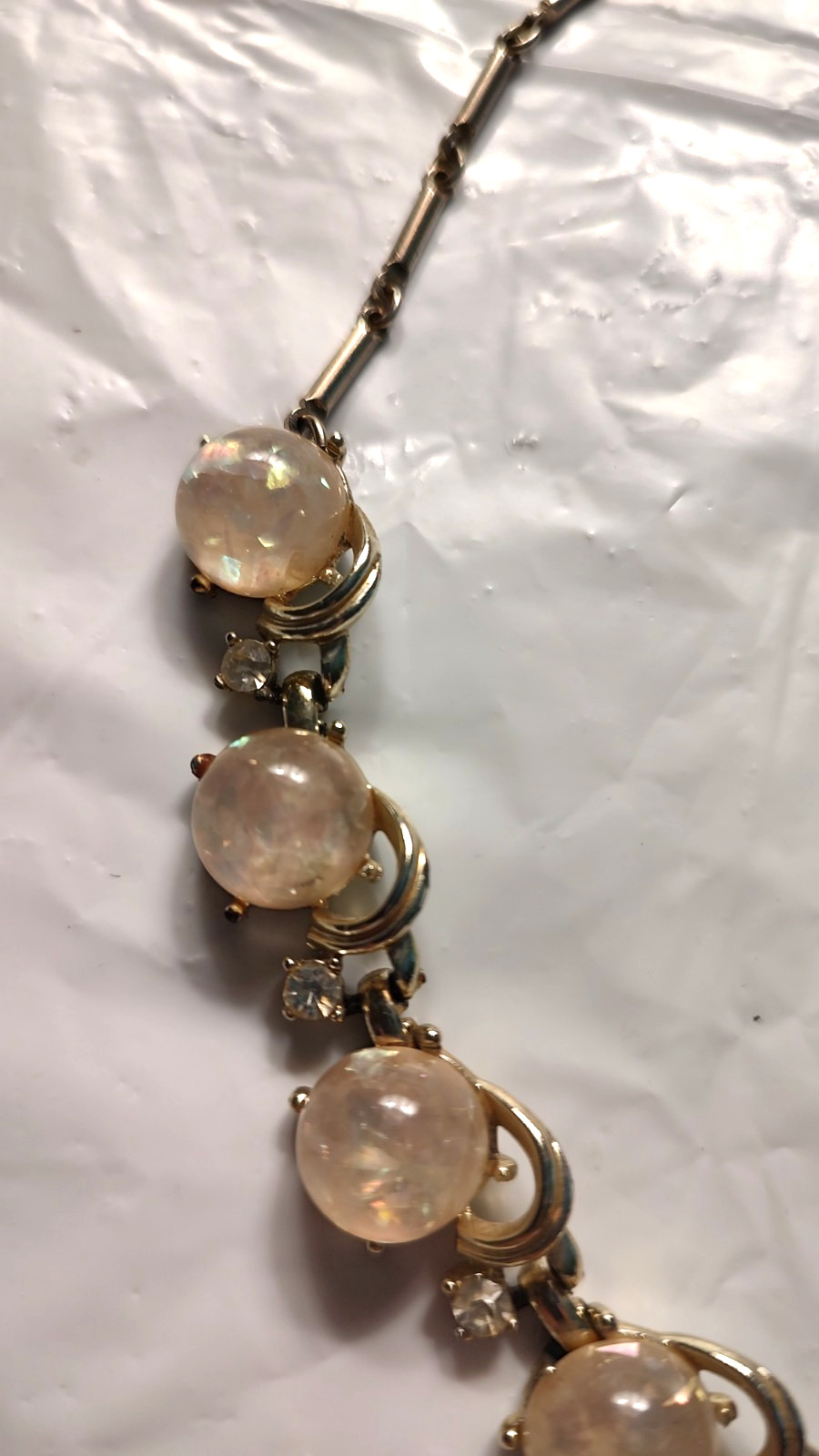 Coro Vintage Mid-Century White Faux Moonstone Cabochon Choker Necklace