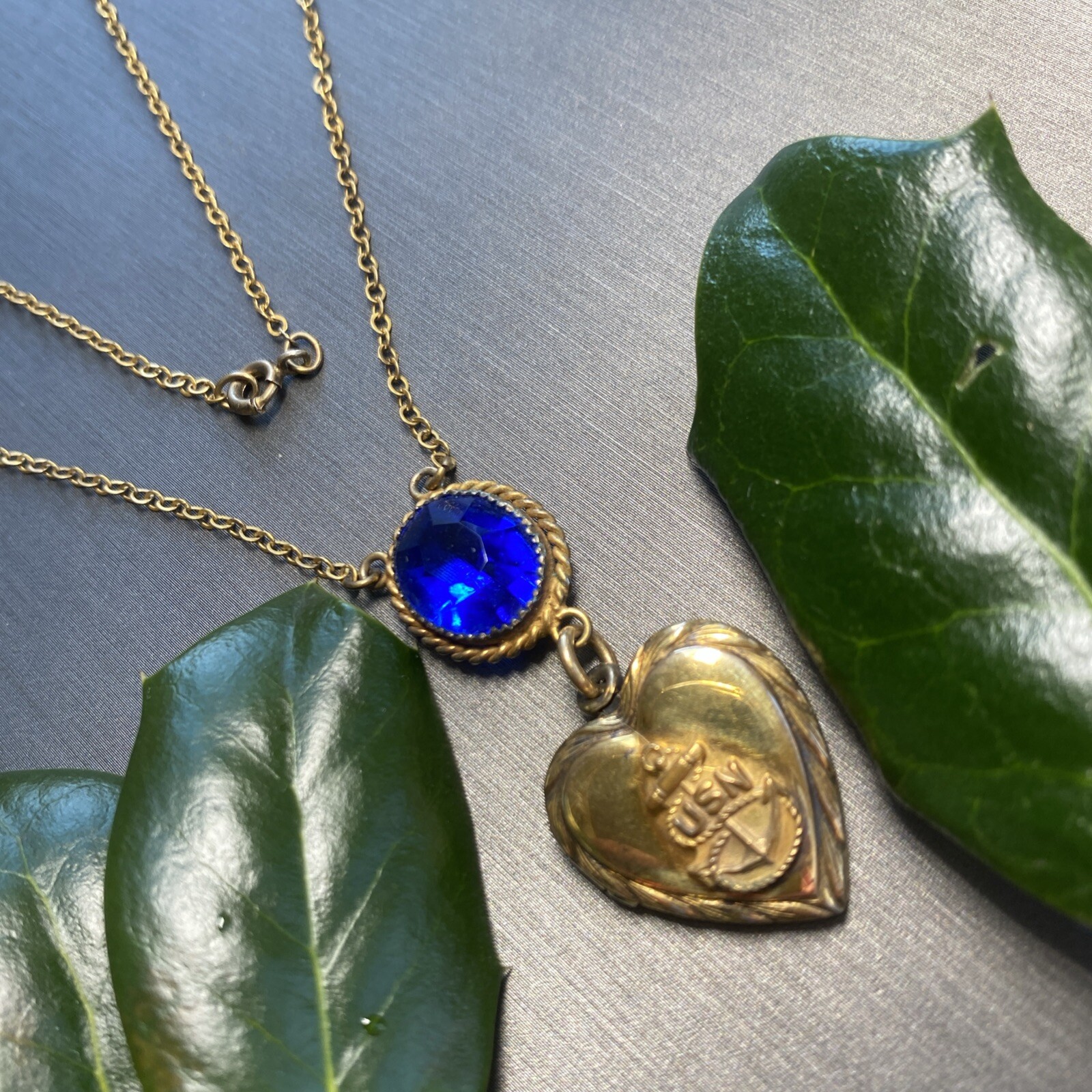Vintage Photo Locket Pendant Heart Estate Jewelry Pre-Owned USN WWII Gold Filled