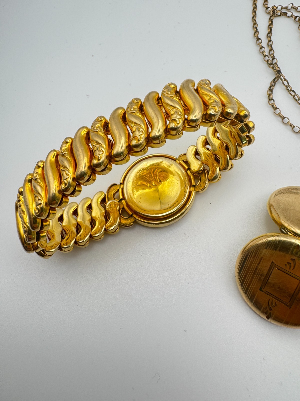 Vintage Sweetheart Bracelet Locket Set American Queen Expansion WWII SMALL BABY