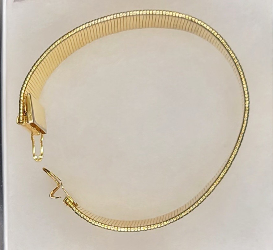 Monet 1960s Gold Tone Vertical Design Safety Clasp 7.5 5/8th Wide Nice Weight