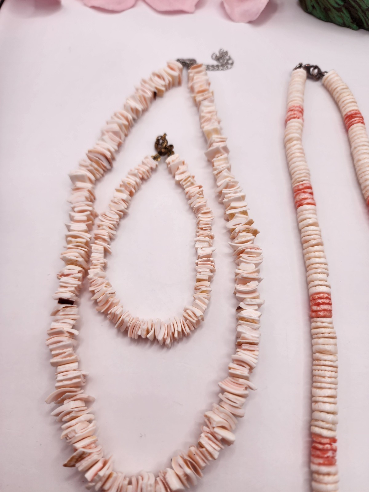 Vintage Hawaiian Puka Shell Necklace And Bracelet Lot