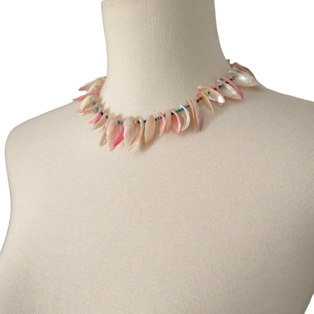 Vtg 90s Seashell Pieces Necklace Shell Mother Of Pearl Beach Coastal Tropical