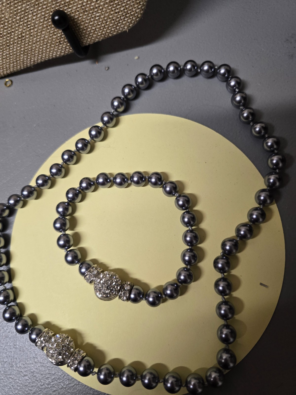 NOLAN MILLER GRAY FAUX PEARL NECKLACE AND BRACELET SET