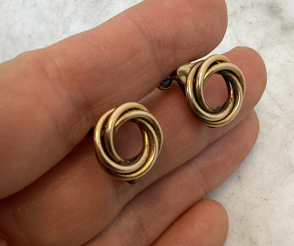 Vintage Antique 12K G.F Gold Filled Love Knot Screw Back Earrings