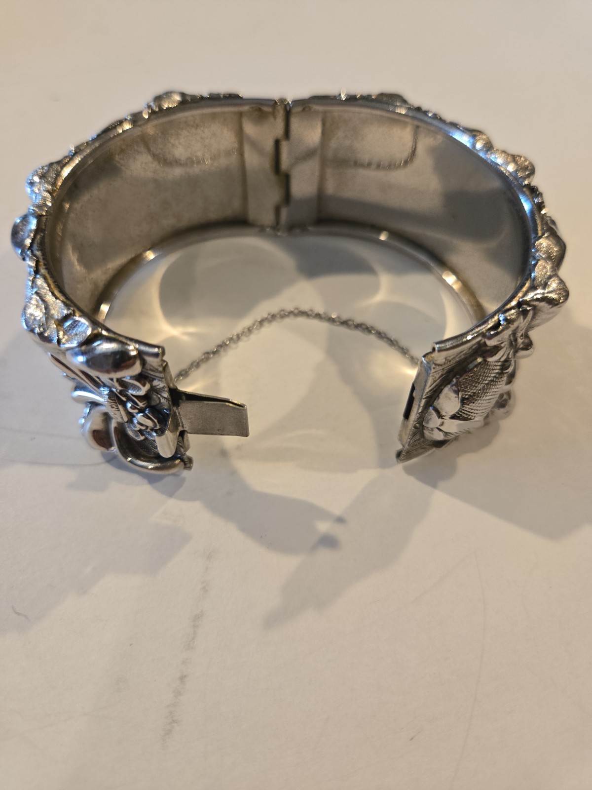 Vintage Bracelet Whiting and Davis Cuff Floral Motif Repousse Clamper Hinge
