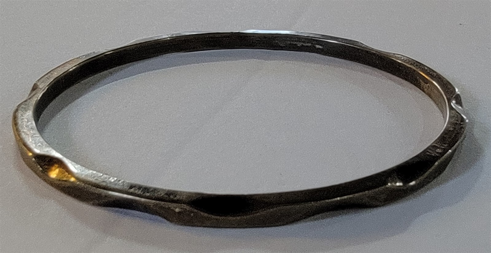 Vintage Beautiful Sterling Silver 925 Mexico Bangle Bracelet Tarnished