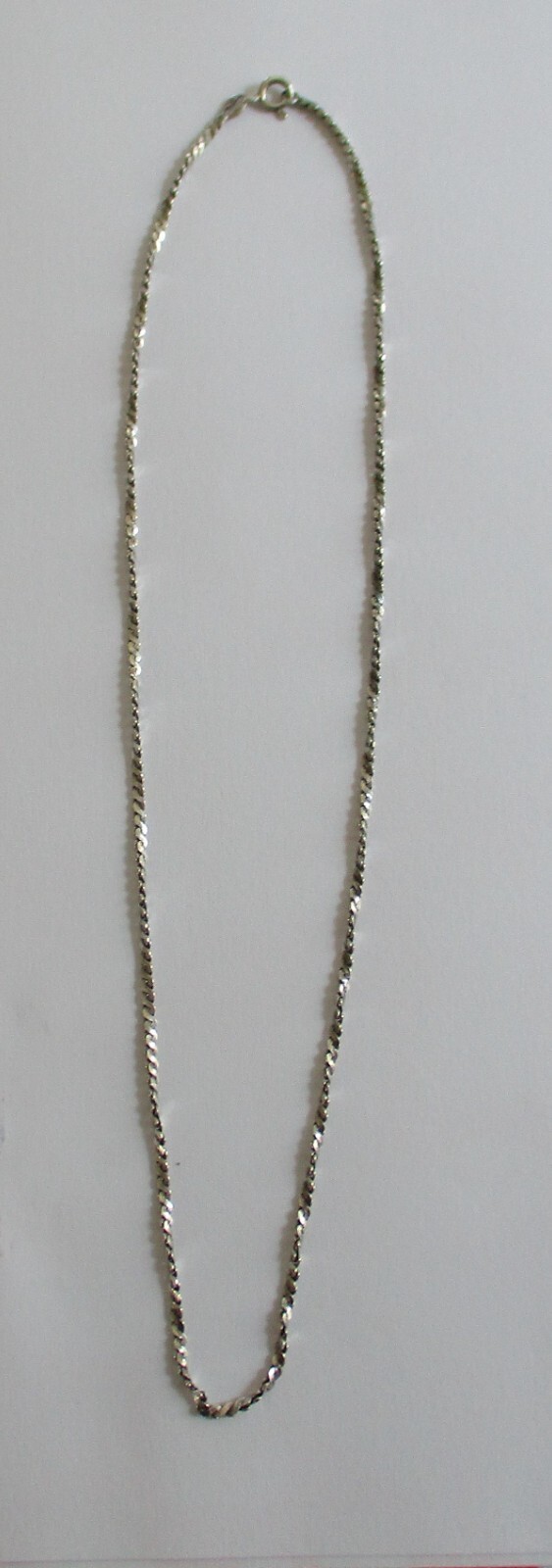 Vintage Lightweight Sterling Silver 925 Serpentine Chain Necklace 17 1/2″ Italy