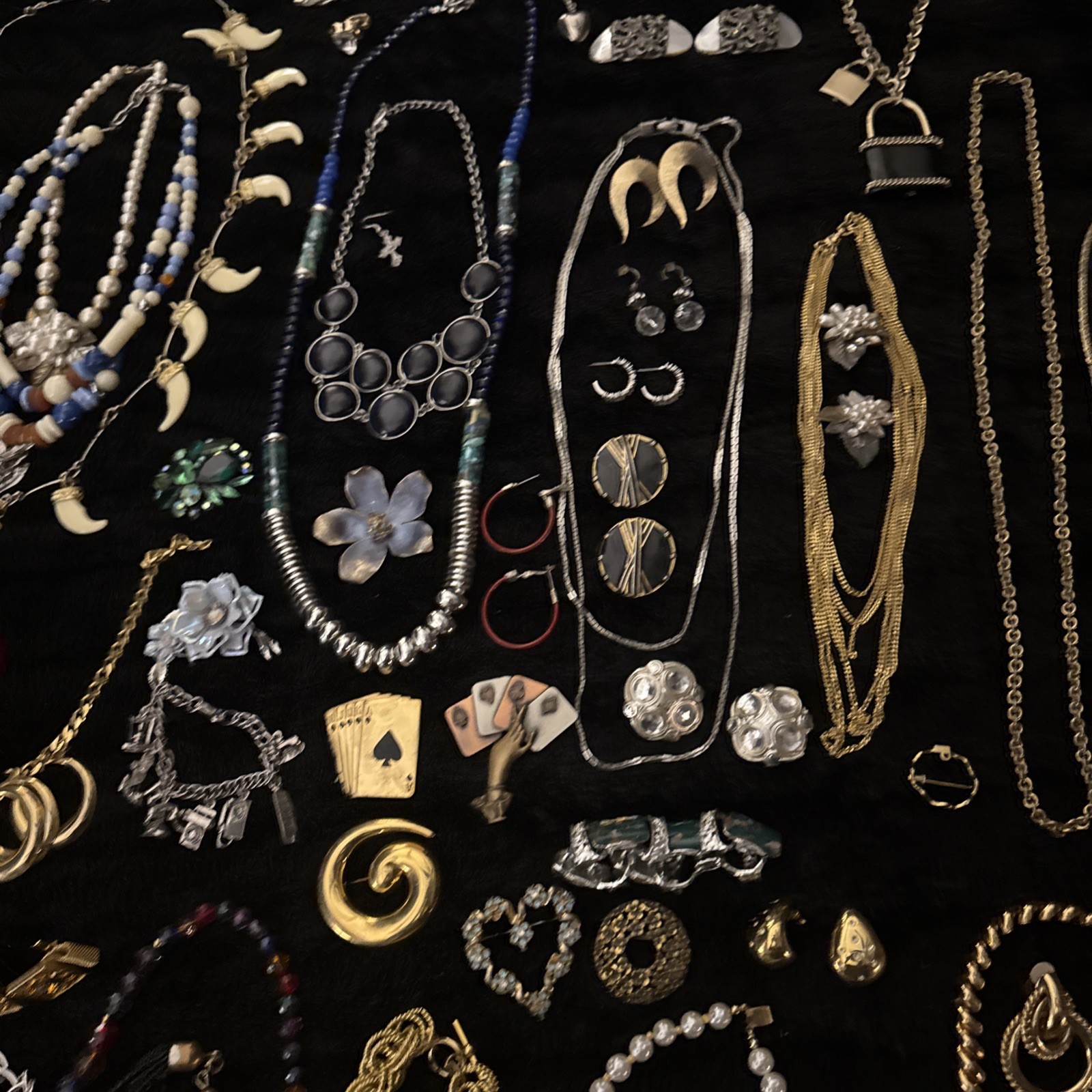 Huge Vintage Estate Costume Jewelry Lot Anne Klein Monet Napier 200+ pcs