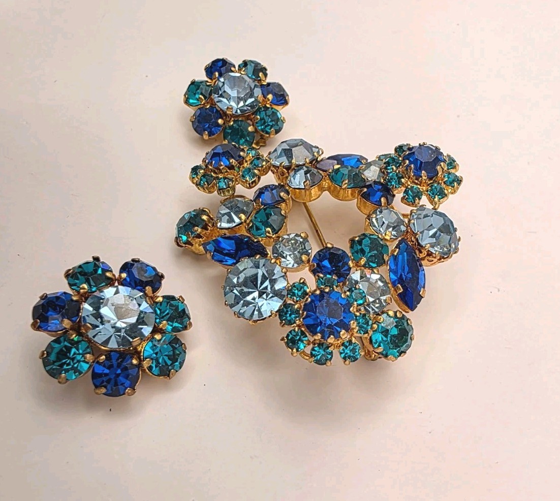 Vintage Signed Made In Austria Montana Blue, Teal Light Blue Crystal Floral Set