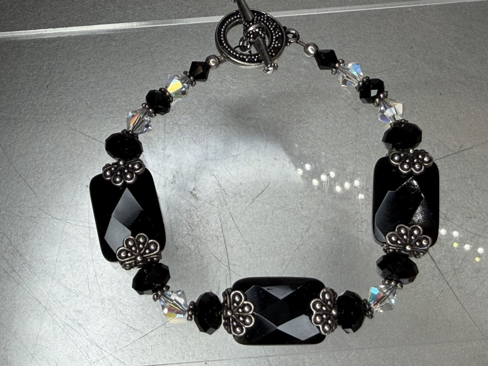 Glam Clear Black Glass Bead Toggle Bracelet Silver Approx 7.25in