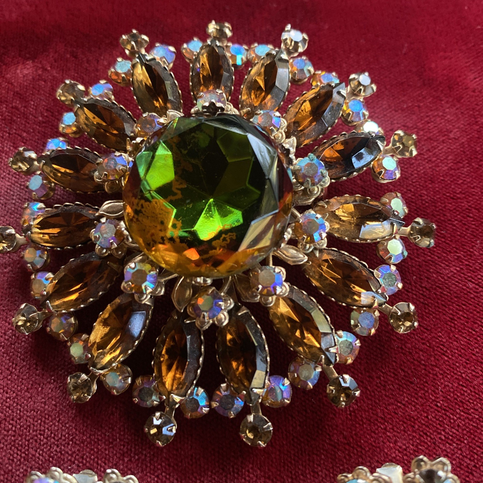 VINTAGE JULIANA DeLizza and Elster Brooch & Earrings Set-Rhinestone-STUNNING