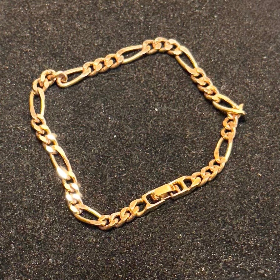 NECKLACE BRACELET SET goldtone metal figaro chain fold over clasp vintage