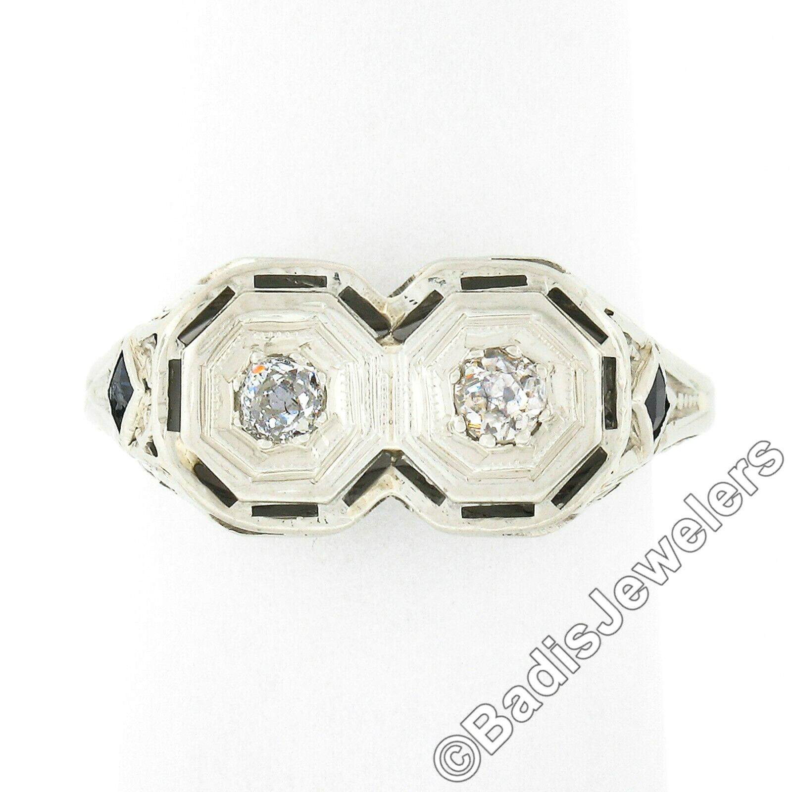 Antique Art Deco 18k Gold 0.20ctw Dual Diamond w/ Sapphire Etched Filigree Ring