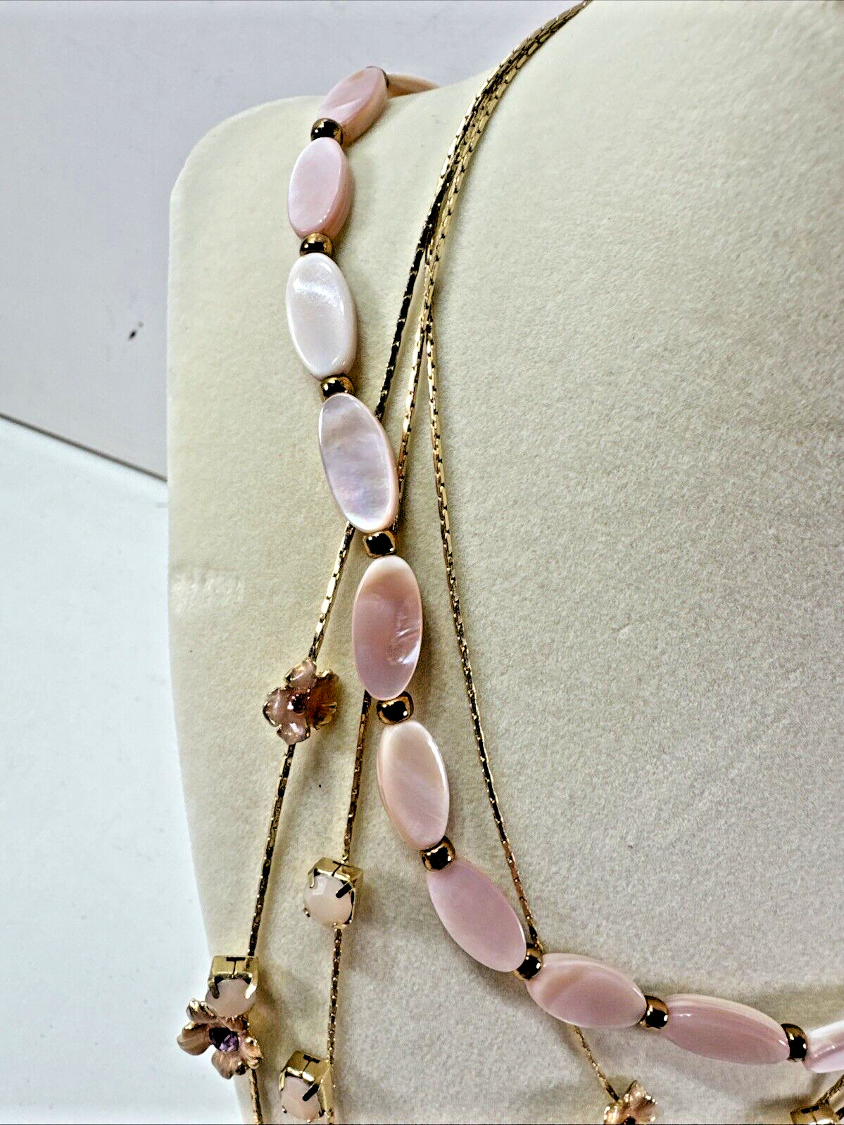 Beautiful Vintage Estate Lot 3x Beaded/Metal/STONES Necklaces 1 New w Tags