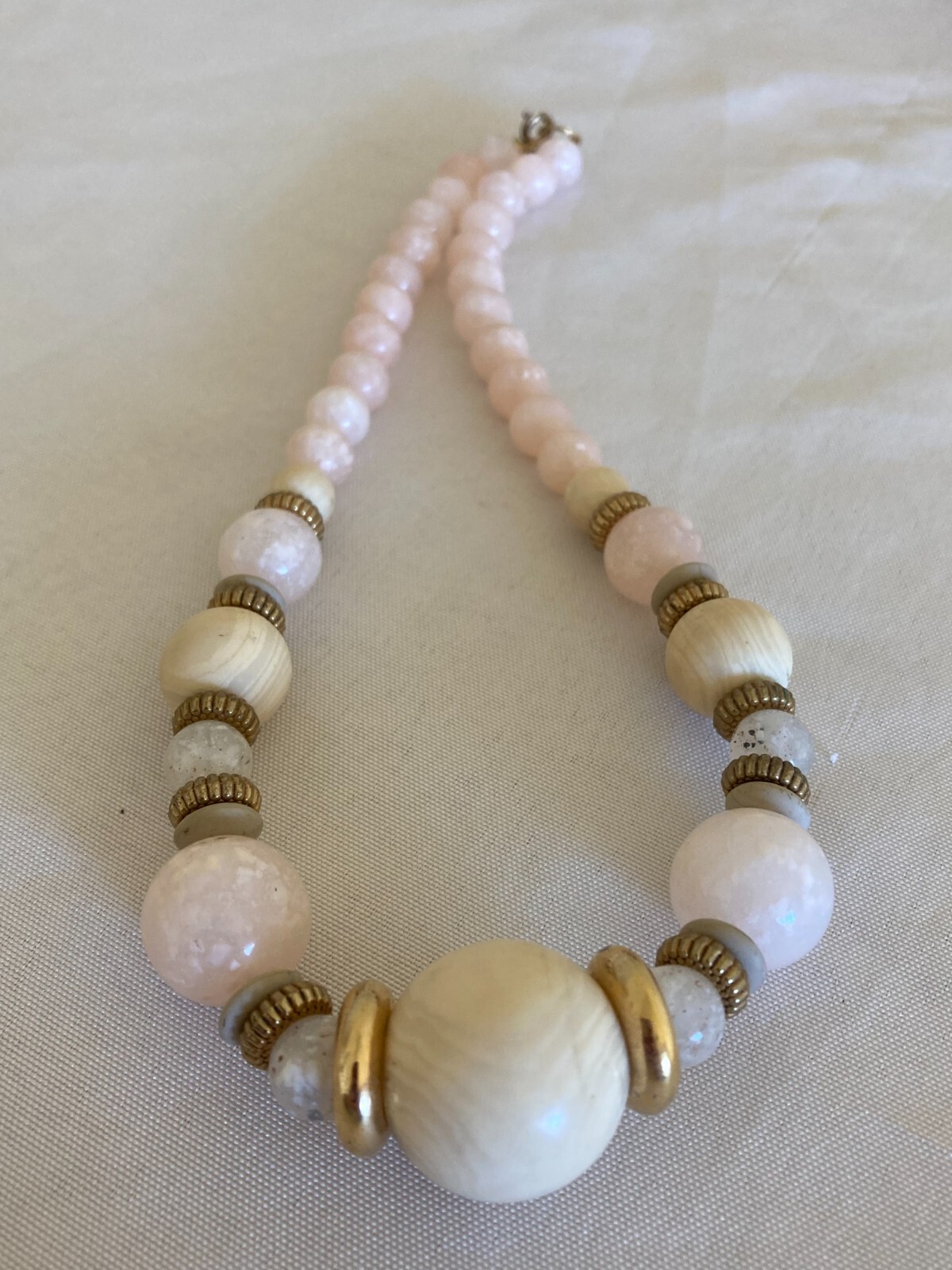 Vintage Graduated Pink Lucite and Wood Bead Necklace – 18″