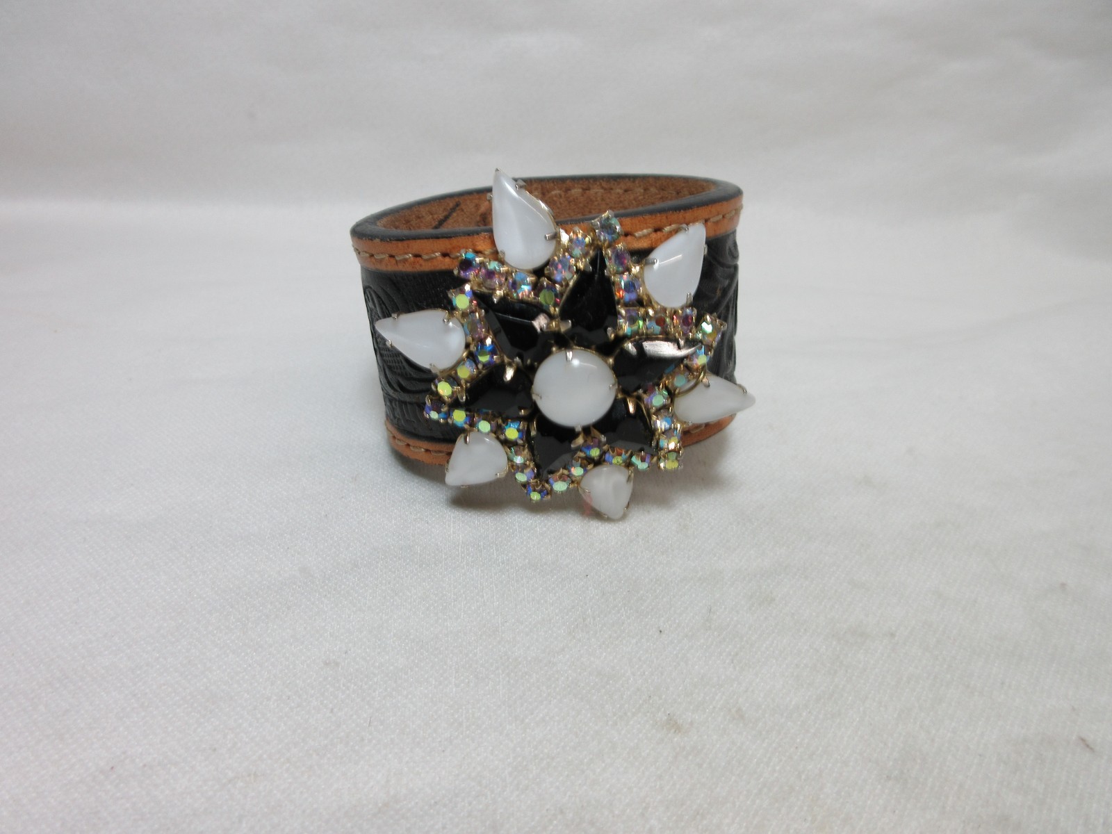 RE-LOVED LEATHER DESIGNS BRACELET WITH RHINESTONE STAR BY KENNEATHIA HAGEN #70