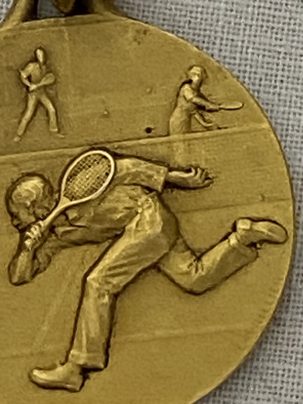 ART DECO GOLD FIX TENNIS MEDAL. By LAVRILLIER Circa 1920