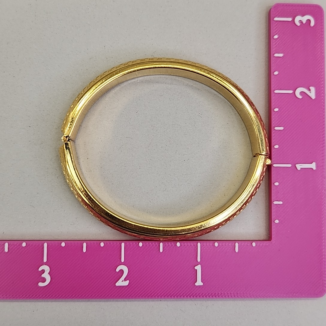 Vintage Bangle Bracelet Hinged Gold Tone Etched Cross Hatched 1cm 6.75″