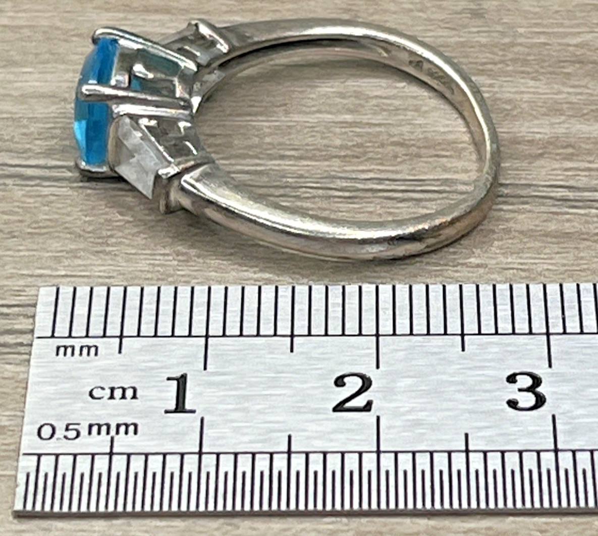 Signed Vintage Sterling 925 Sky Ice Blue Topaz White Topaz Accents Ring SZ 8 3g