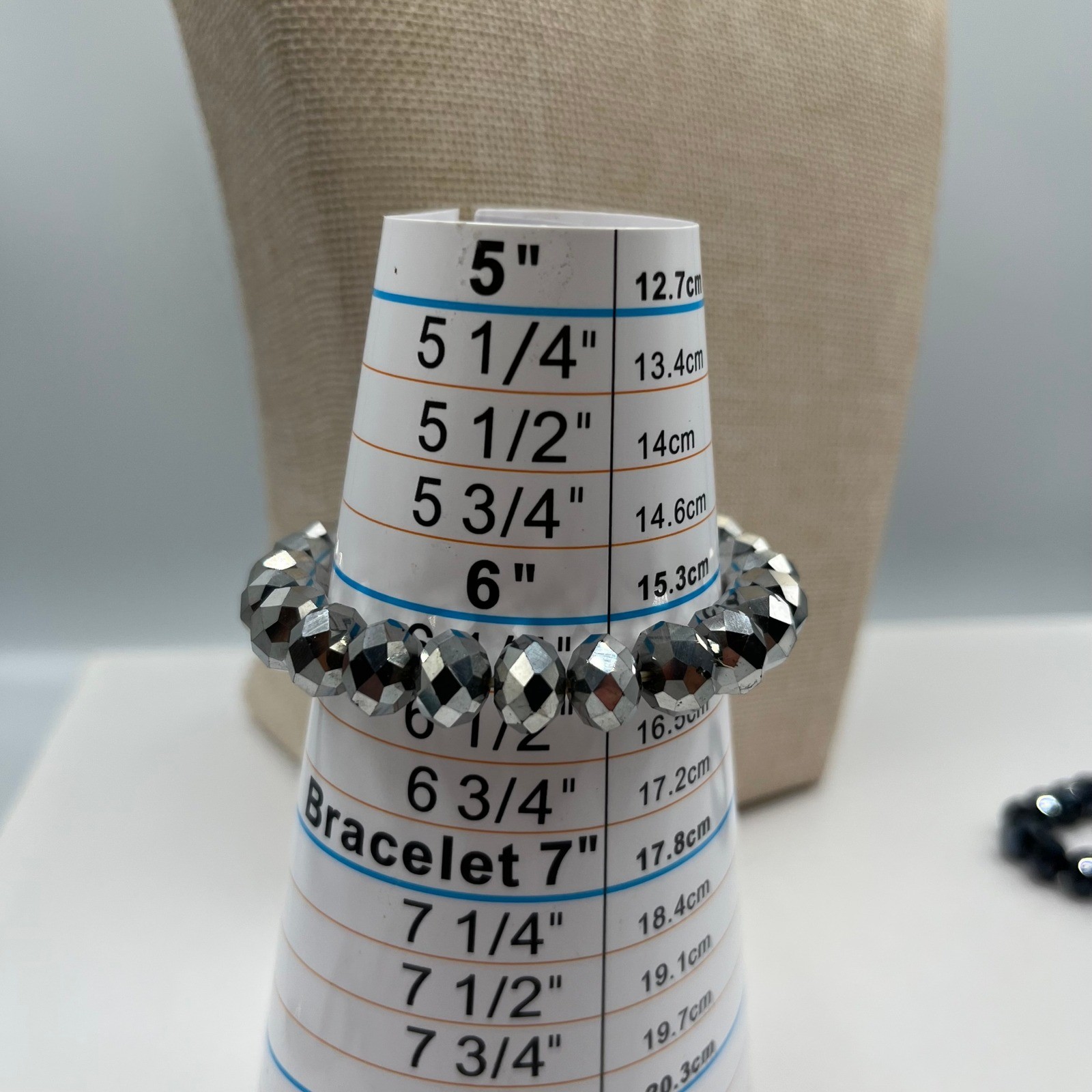 Vintage Faceted Glass Bead Jewelry Set – Graduated Necklace & 3 Stretch Bangles