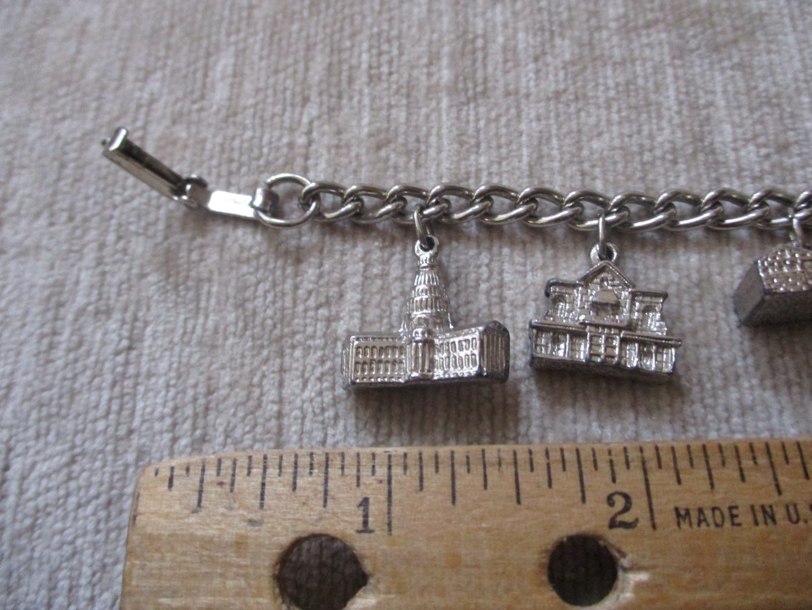 Vintage Silvertone Dangle Bracelet Wisconsin Seal and Buildings
