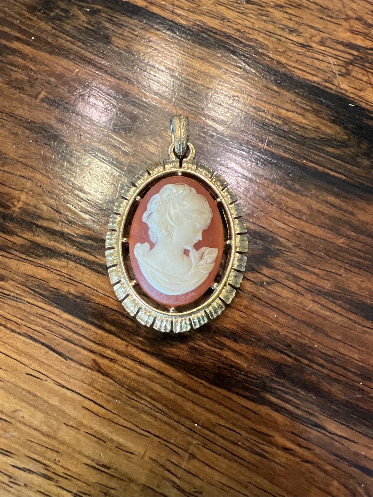 Vtg CAMEO LADY Gold Tone Orange & Cream Colored Carved Pendant For Necklace