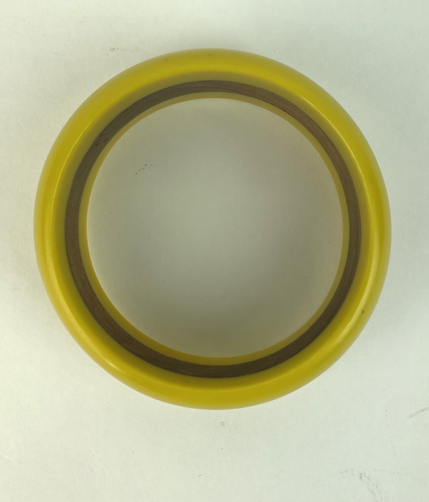 Vintage 1950’s 60s Lucite and Wood & yellow Bangle Bracelet 10″ L
