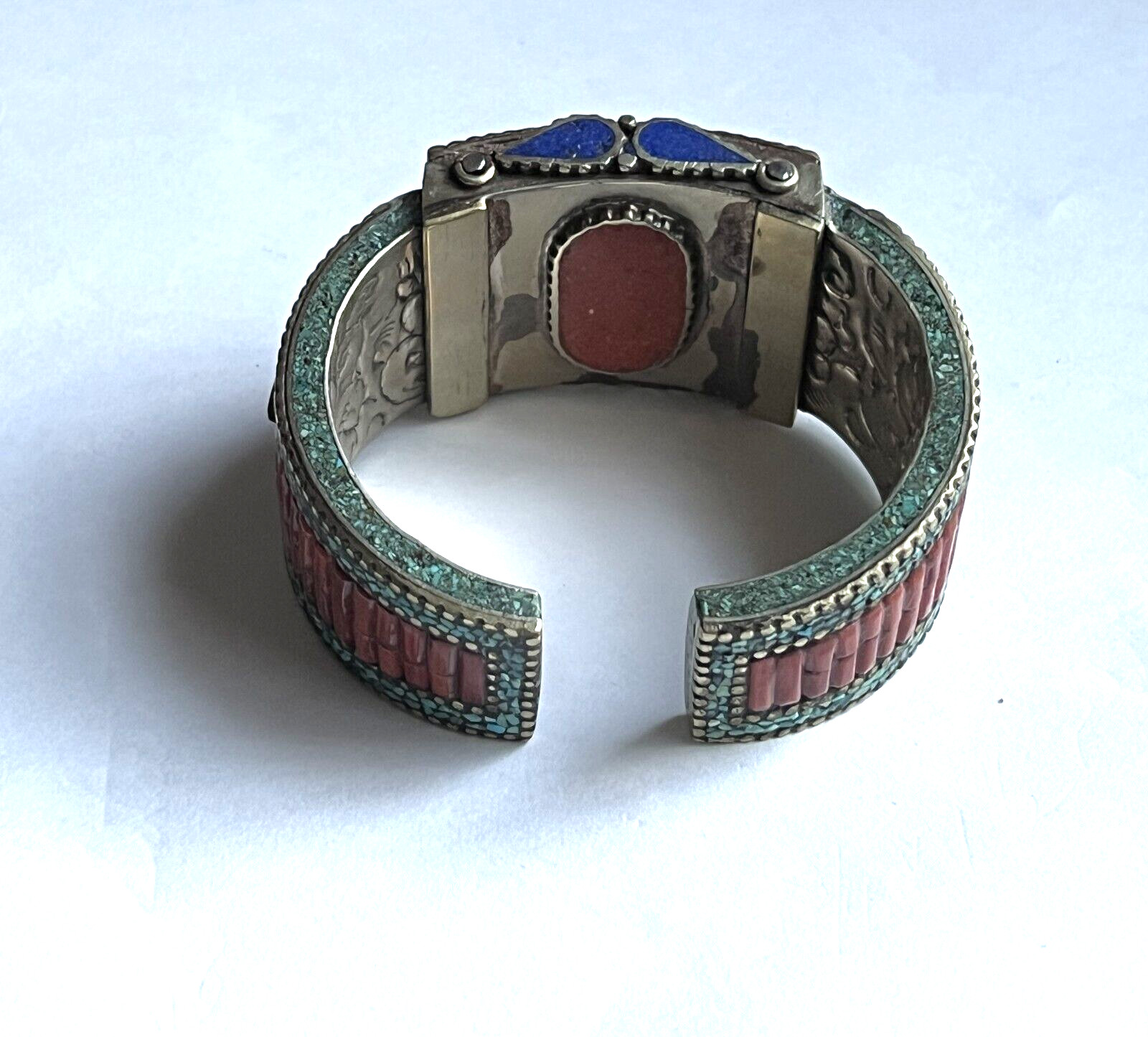 NEPALESE VINTAGE PRE OWNED TURQUOISE CORAL SILVER PLATED SPRING HINDGE BRACELET