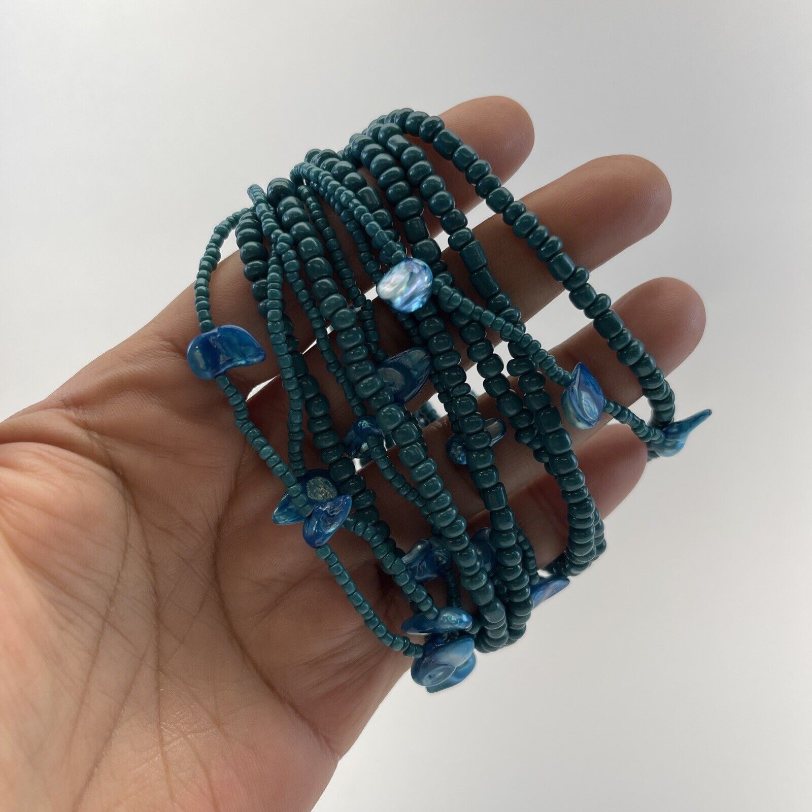 Vintage Stretch Bracelet Blue Turquoise Small Chip Mother of Pearl Wide B#8
