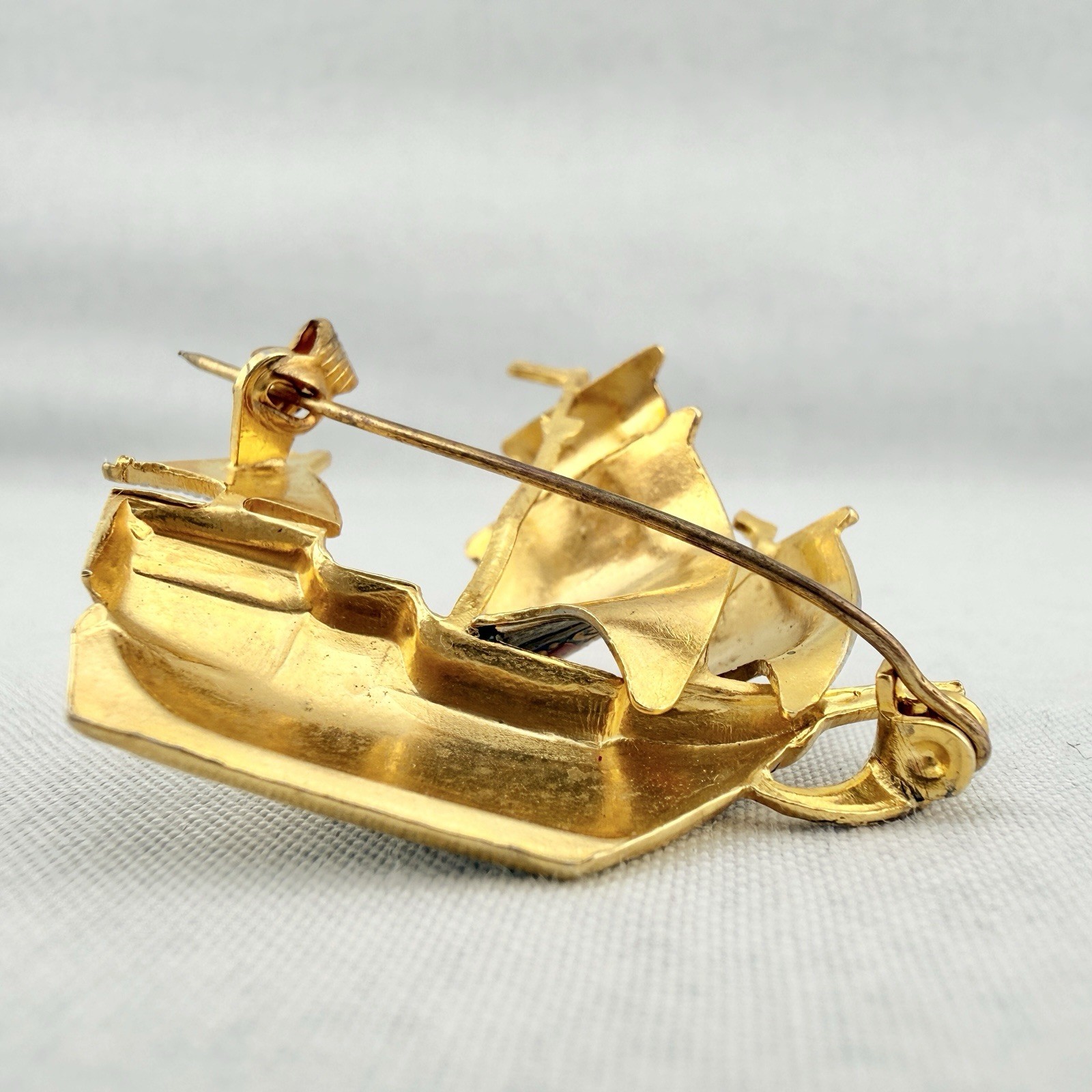 Vintage Spanish Ship Brooch Pin Damascene Sailing Galleon Gold Tone Nautical Art