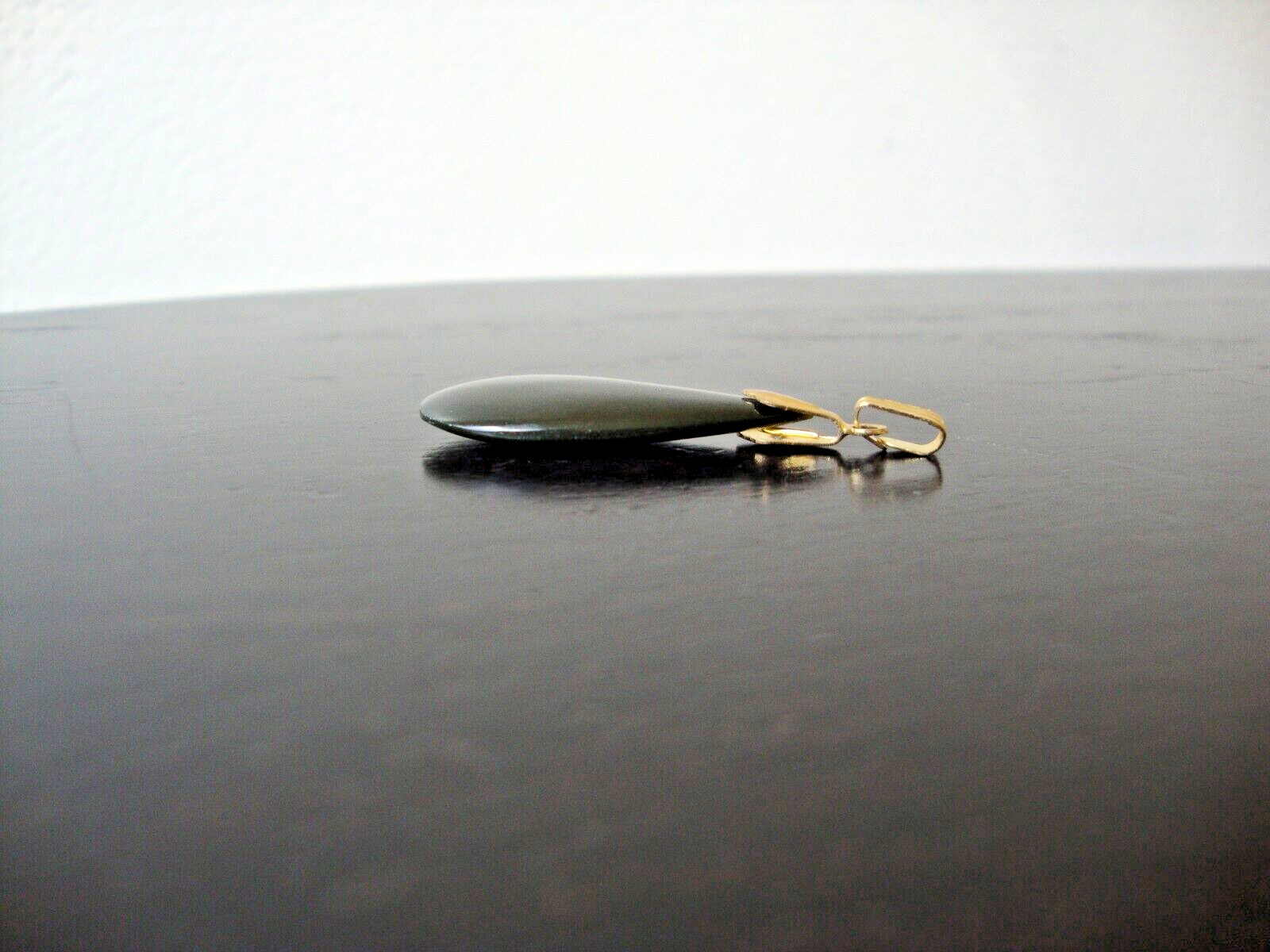 VINTAGE 1970-80s BLACK ONYX TEARDROP PENDANT W/ GOLD FILLED BALE