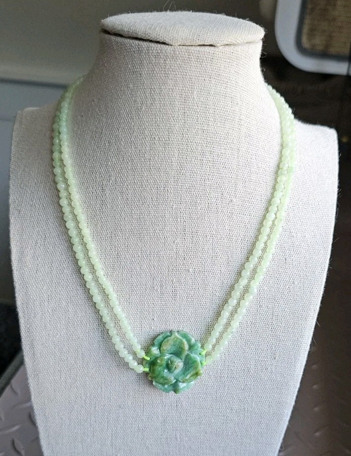 Certified Burma Grade A Jadeite Flower Pendant Green Bead Necklace