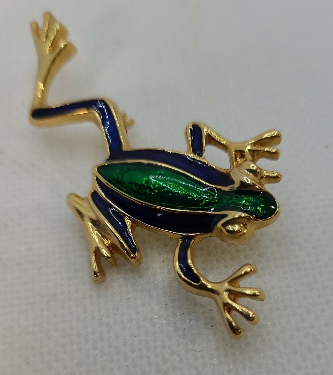 Tree Frog Gold Tone Blue and Green Enamel Pin Brooch Approximately 2-1/4″x1″