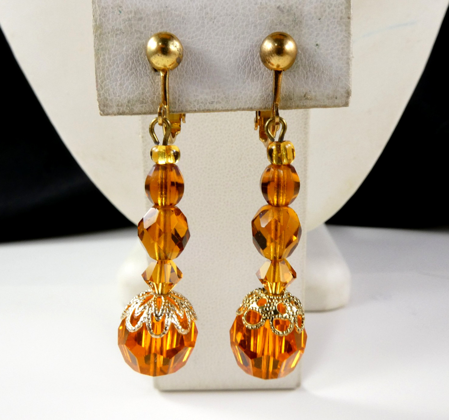 Vintage Orange Glass Crystal Drop Dangle Earrings Clip On Gold Tone Beauties