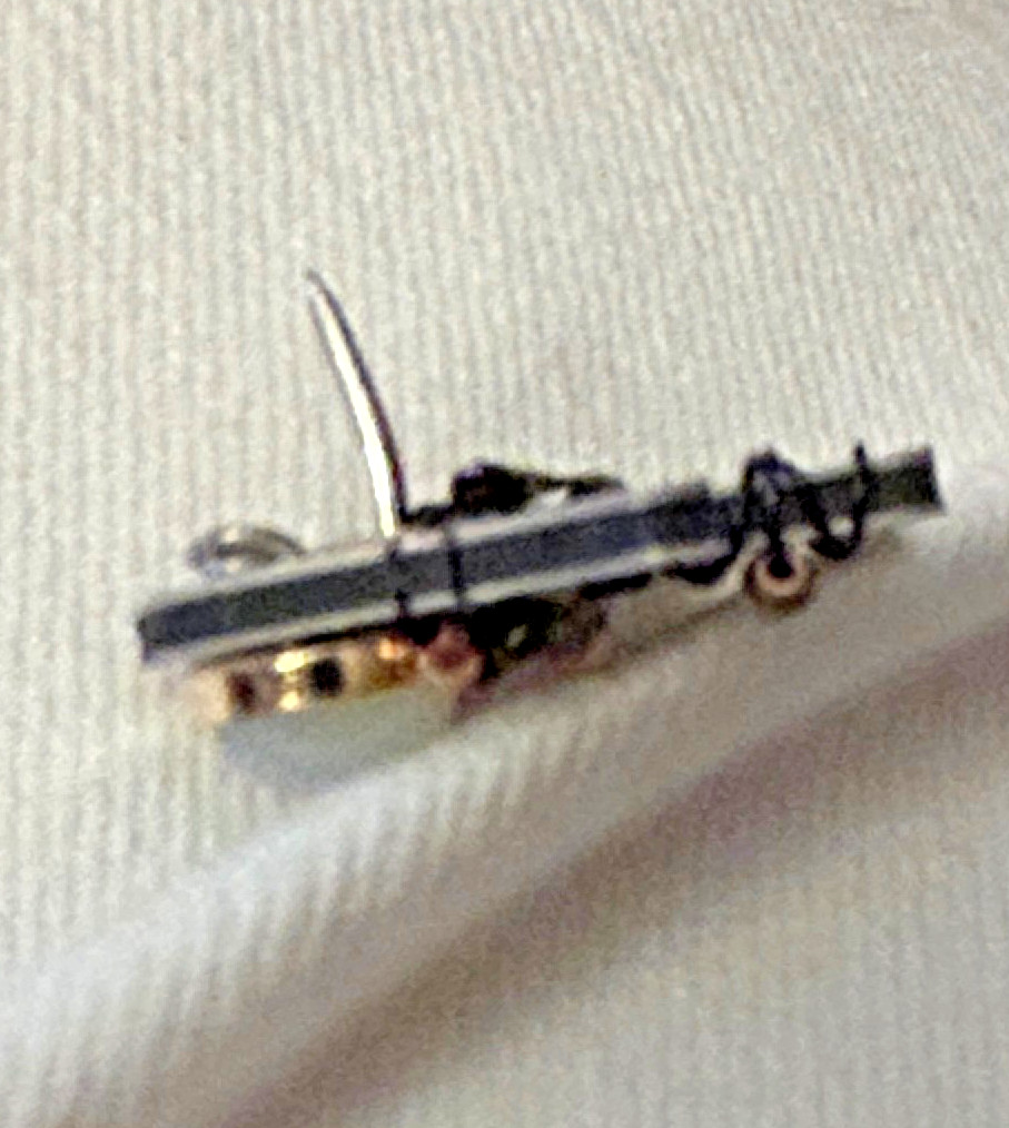 2006 LIZTECH Hand Pin Brooch Beaded Wire Wrapped Signed with Story Card