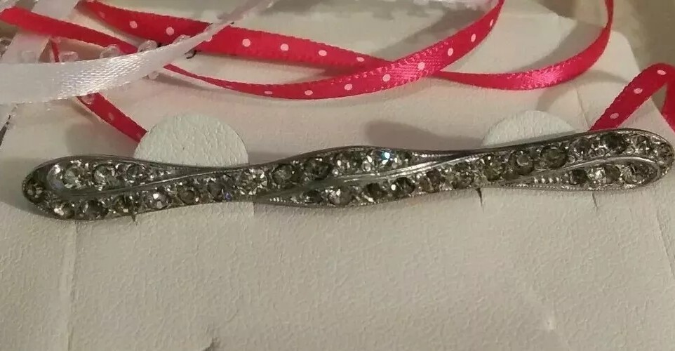 Antique 1920s Fishson Silverite Bar Pin Brooch Gorgeous Vintage Costume Jewelry