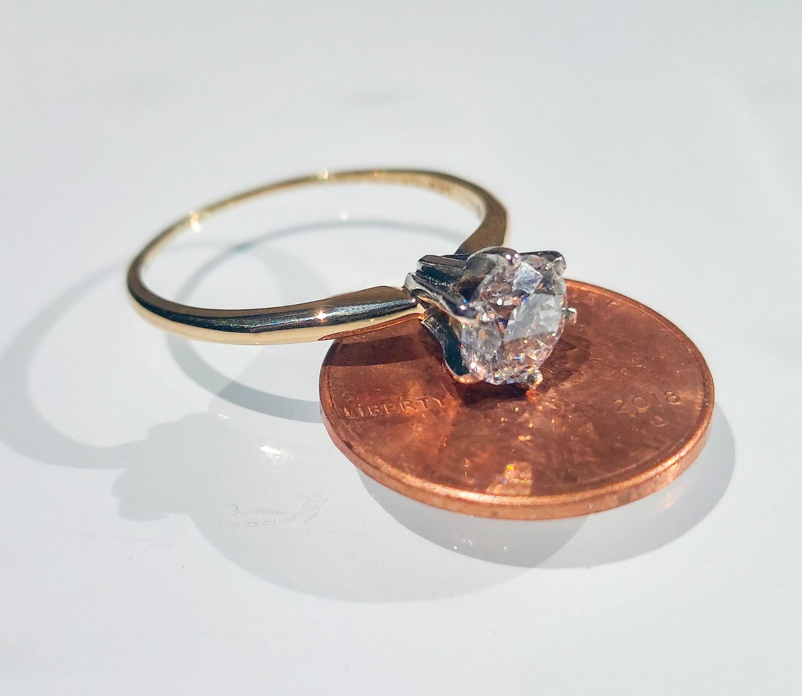 Estate ring 14K Gold Vintage Ring, Size 8 1.03 carat certified diamond.