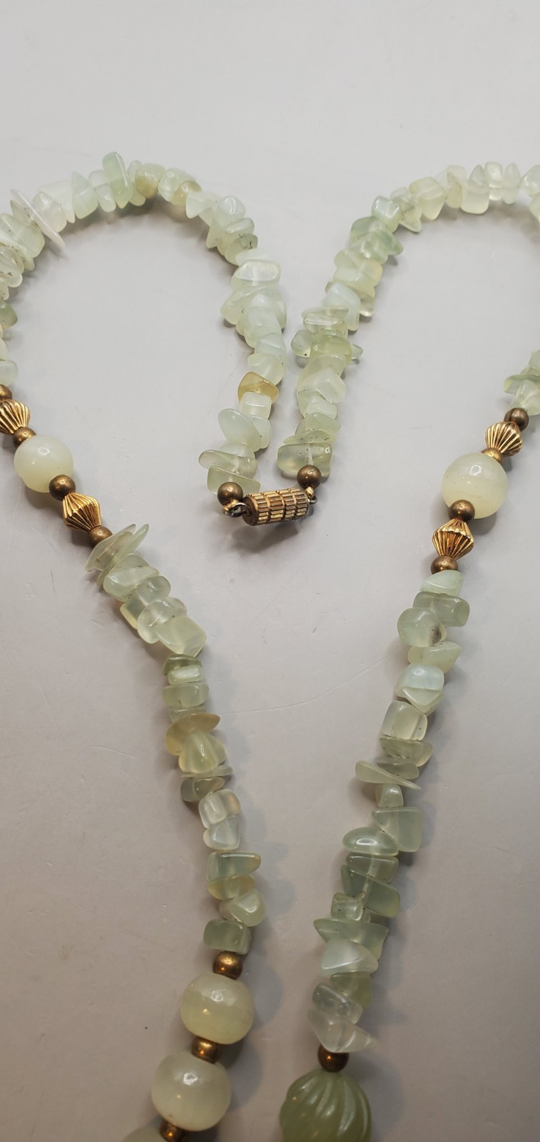Vintage Estate Jadeite & Quartz TESTED Gemstone 28″ Necklace With Barrel Clasp