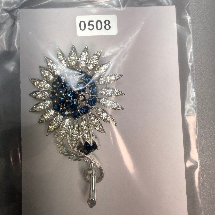 Vintage Lisner Sunflower Rhinestone Brooch Blue White Rhinestones Signed READ