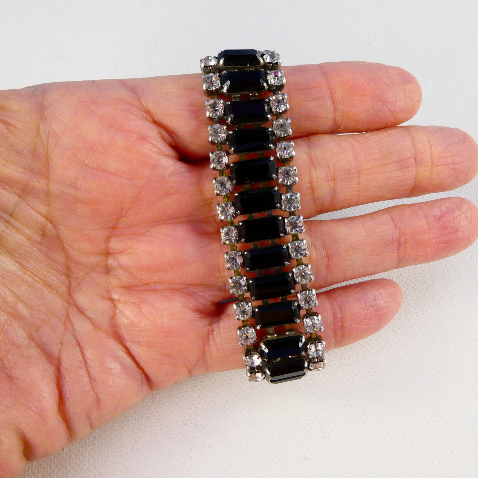 Vintage Black & Clear Rhinstone Bracelet 60’s Bling Jewelry Pretty
