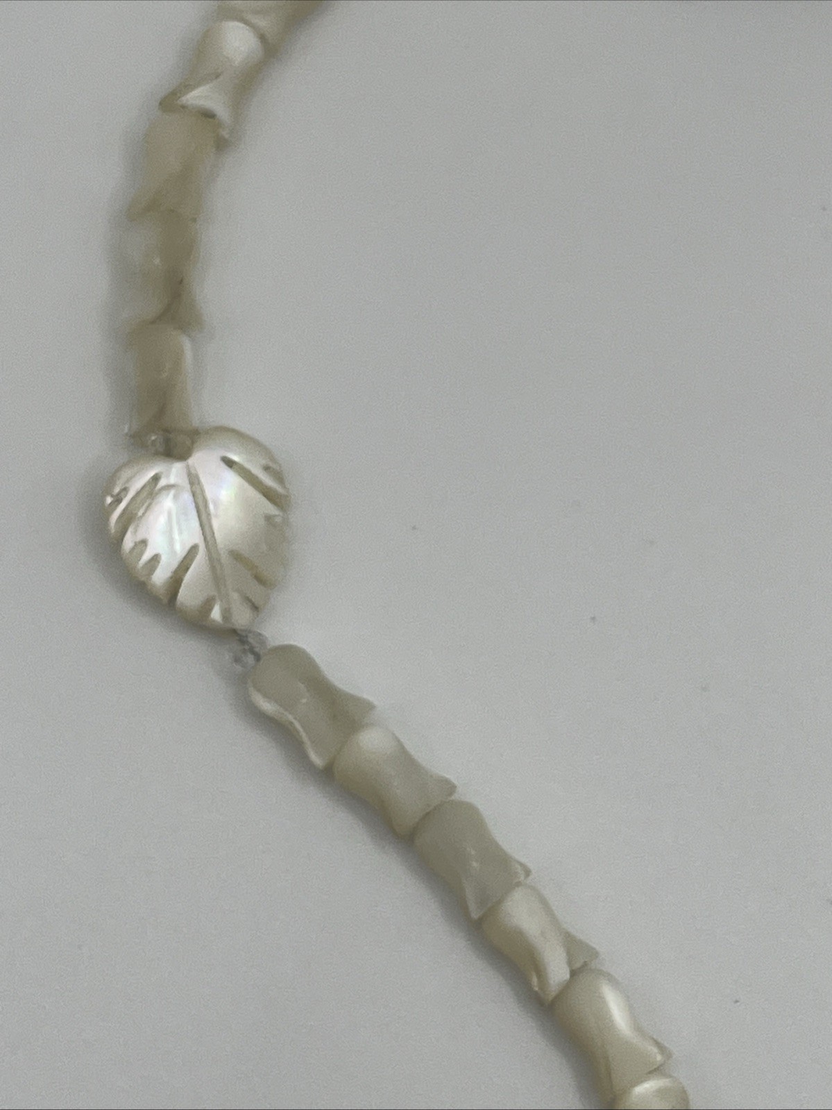Mother of Pearl Carved Leaf and Tulip Beaded Necklace 19.5″