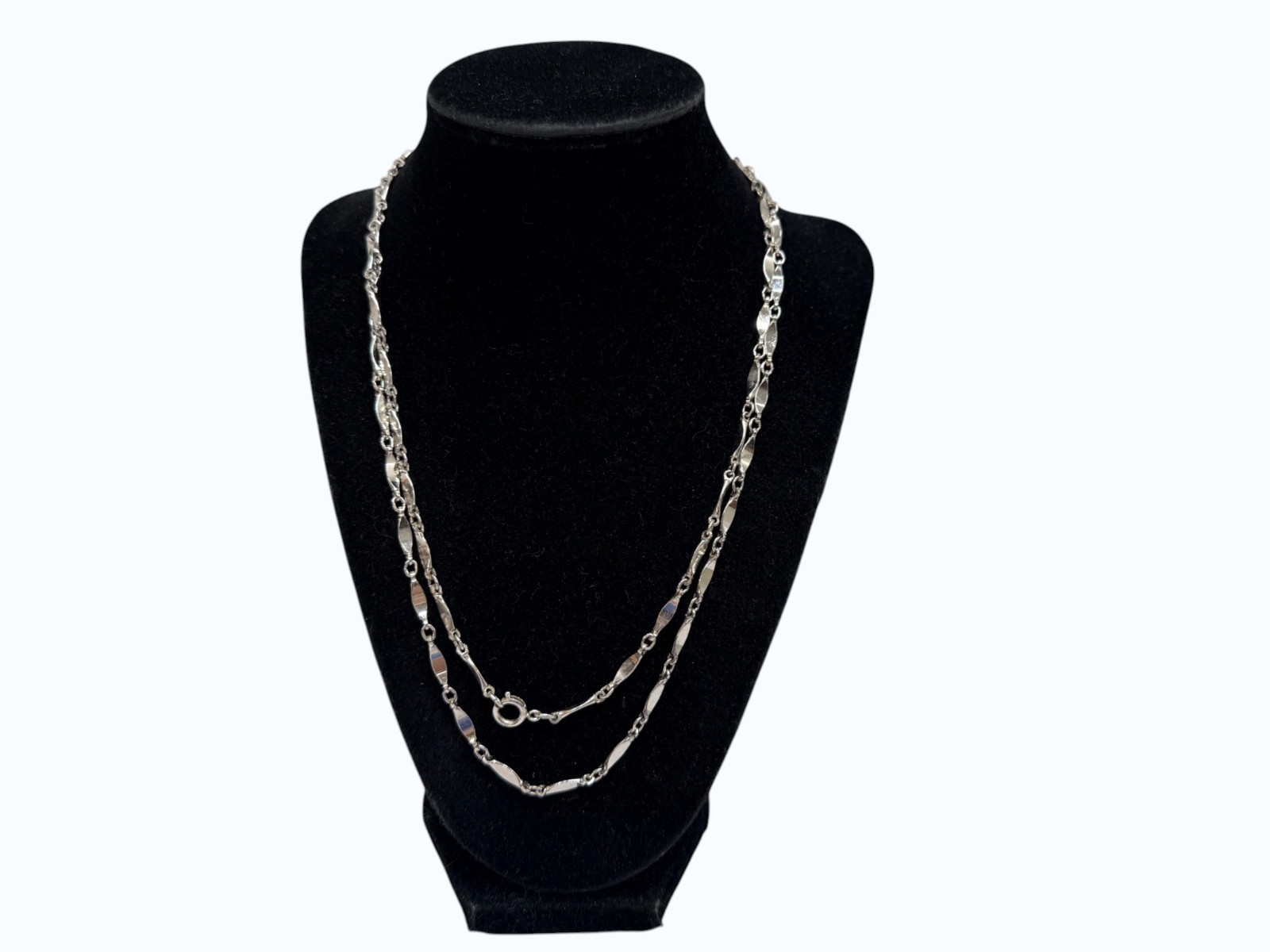 Vintage Necklace Silver Tone Dimpled Link Necklace Long 40 in chain Boho 1970s