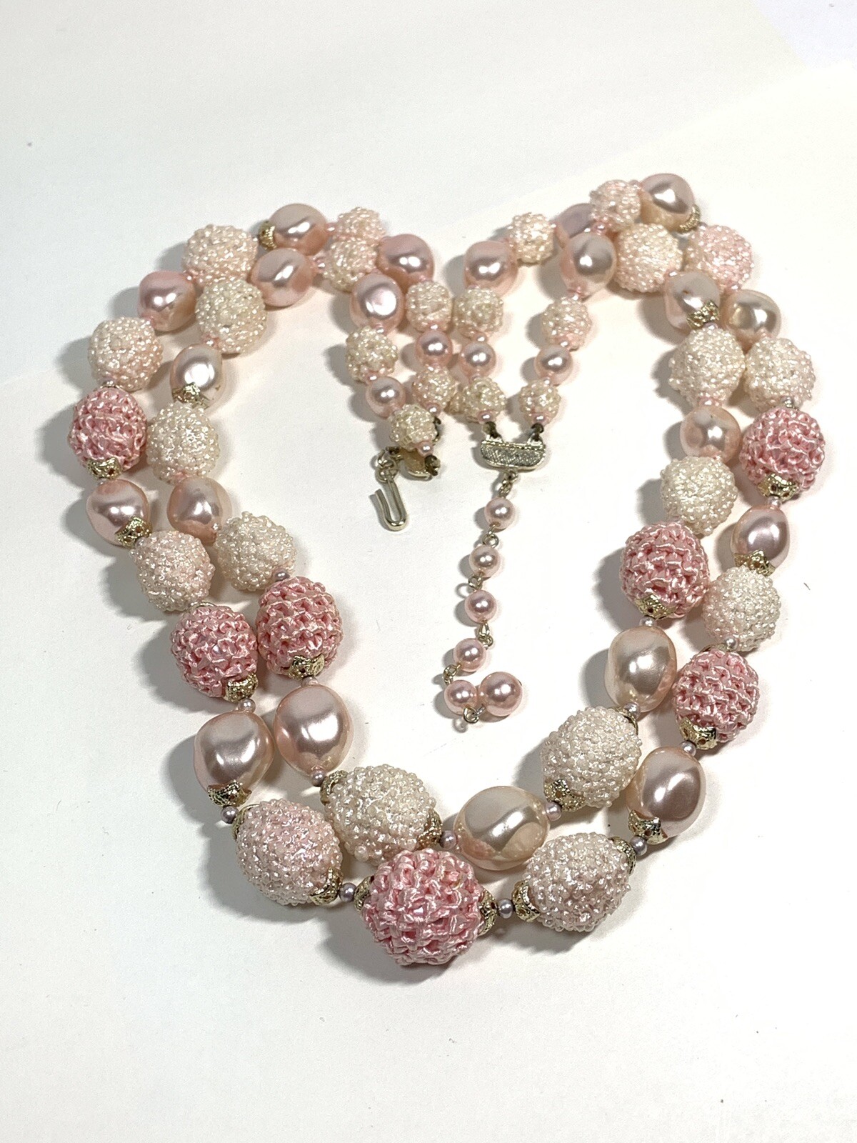 VTG JAPAN 2 Tier Bead NECKLACE Shades Of Pink POPCORN Textured KNIT Graduated