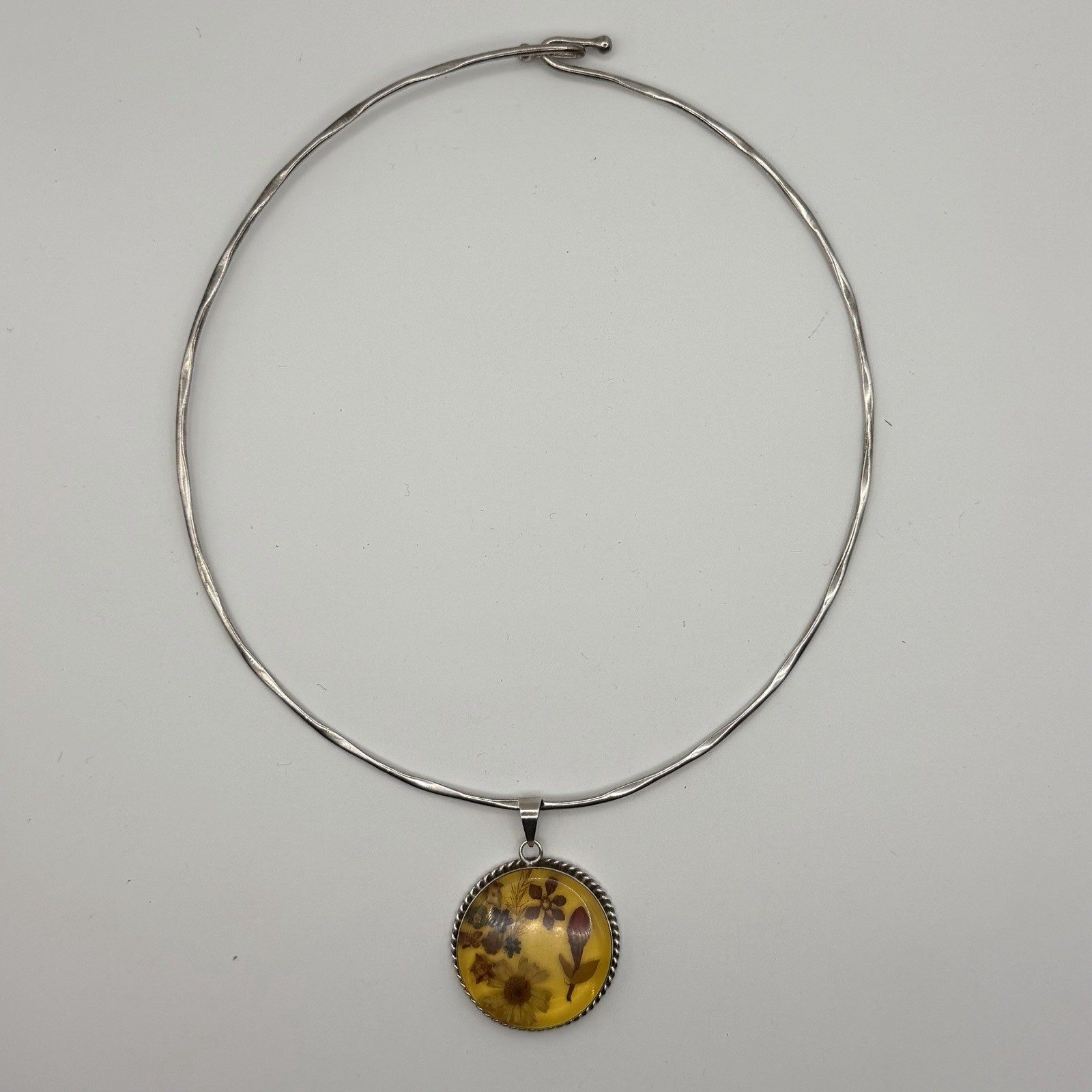 Vintage ATI Mexico 925 Silver Pressed Flowers Resin RLM Studio 925 Collar Y2K
