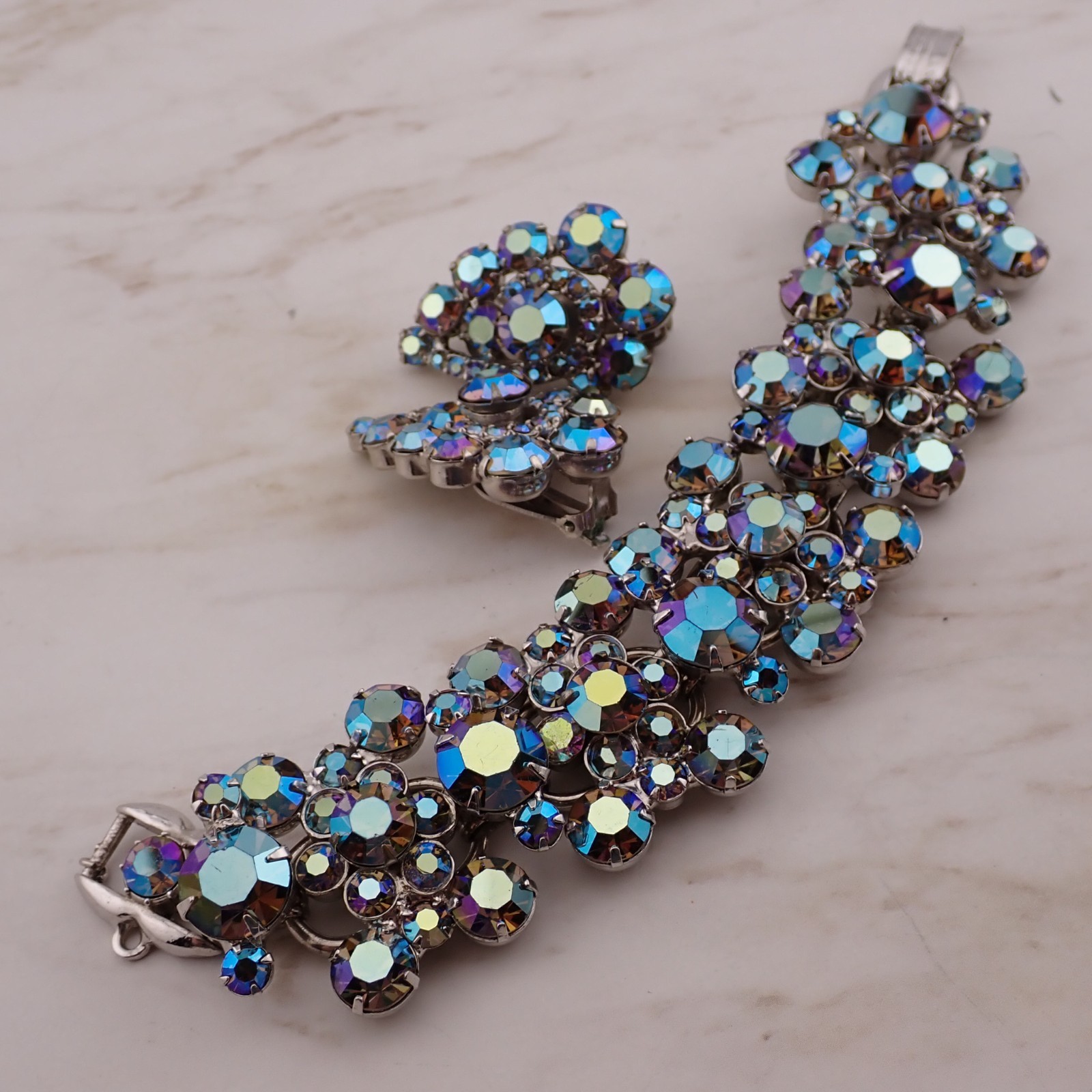 VTG Juliana 5 Panel AB Blue Rhinestone 7 1/4″ Silver Tone Bracelet Earring Set