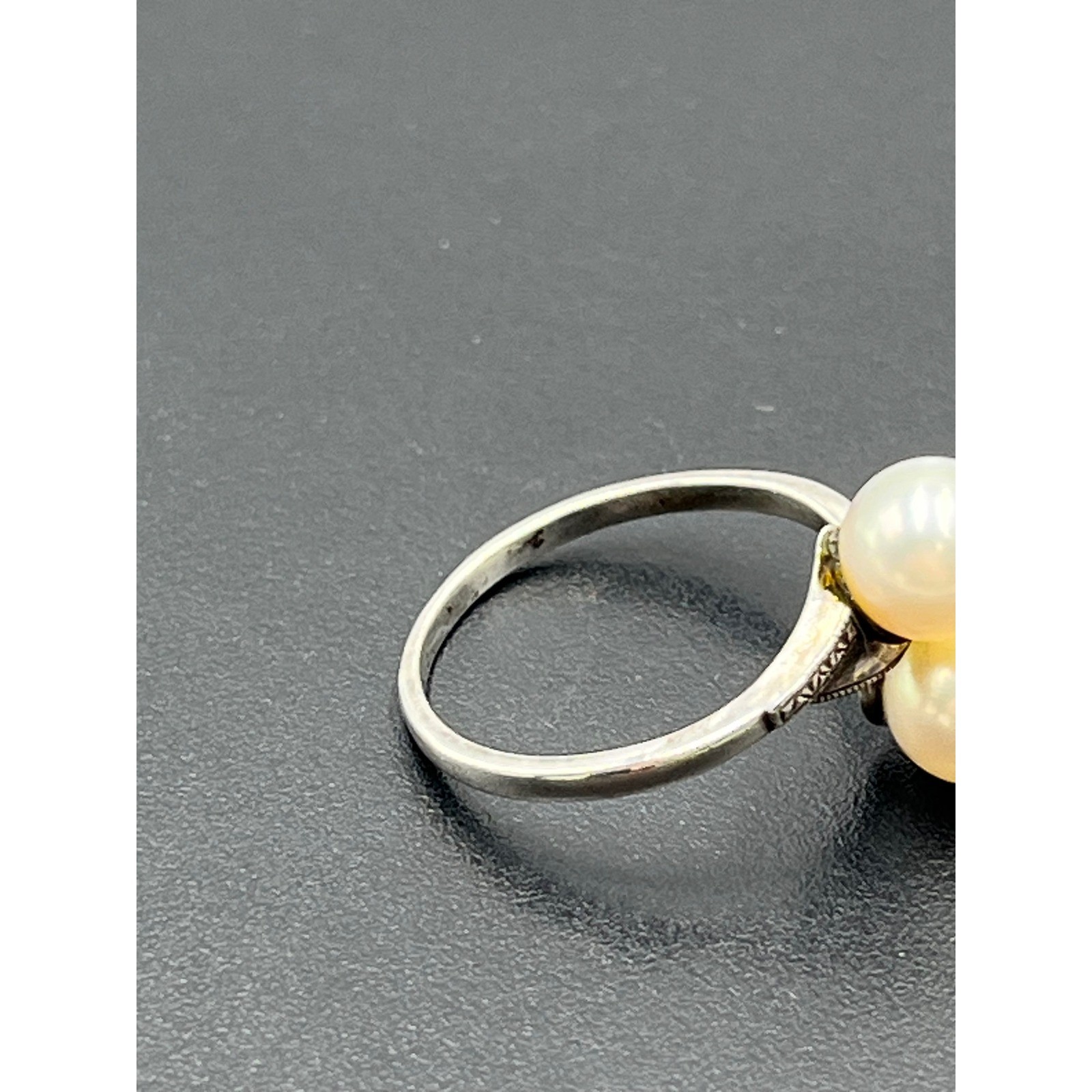 Mikimoto Vintage estate Akoya Pearl Sterling Silver 925 Toi et Moi Bypass Ring