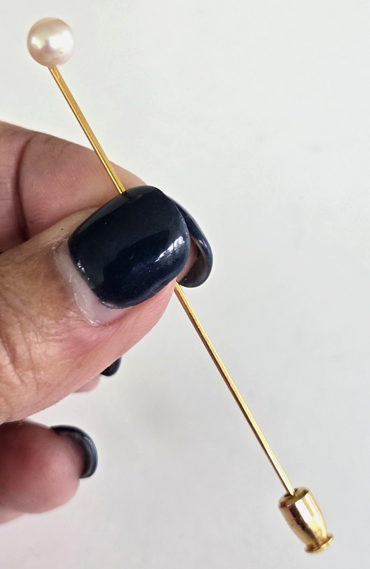 Vintage Genuine Pearl Gold Tone Stick Pin 3-1/16″