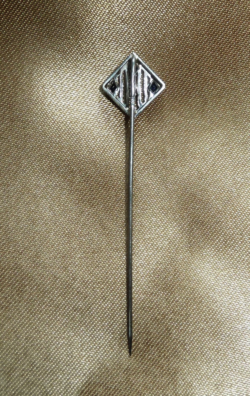 BEAUTIFUL ANTIQUE CIRCA 1920 18K WHITE GOLD DIAMOND SAPPHIRE STICK PIN BROOCH!